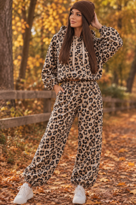 CM0907 Duża PANTERKA na bieli dresówka pętelka OUTLET